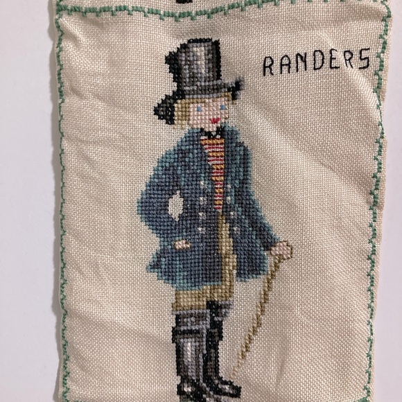 Vintage Danish cross stitch wall hanging - Picture 5 of 8